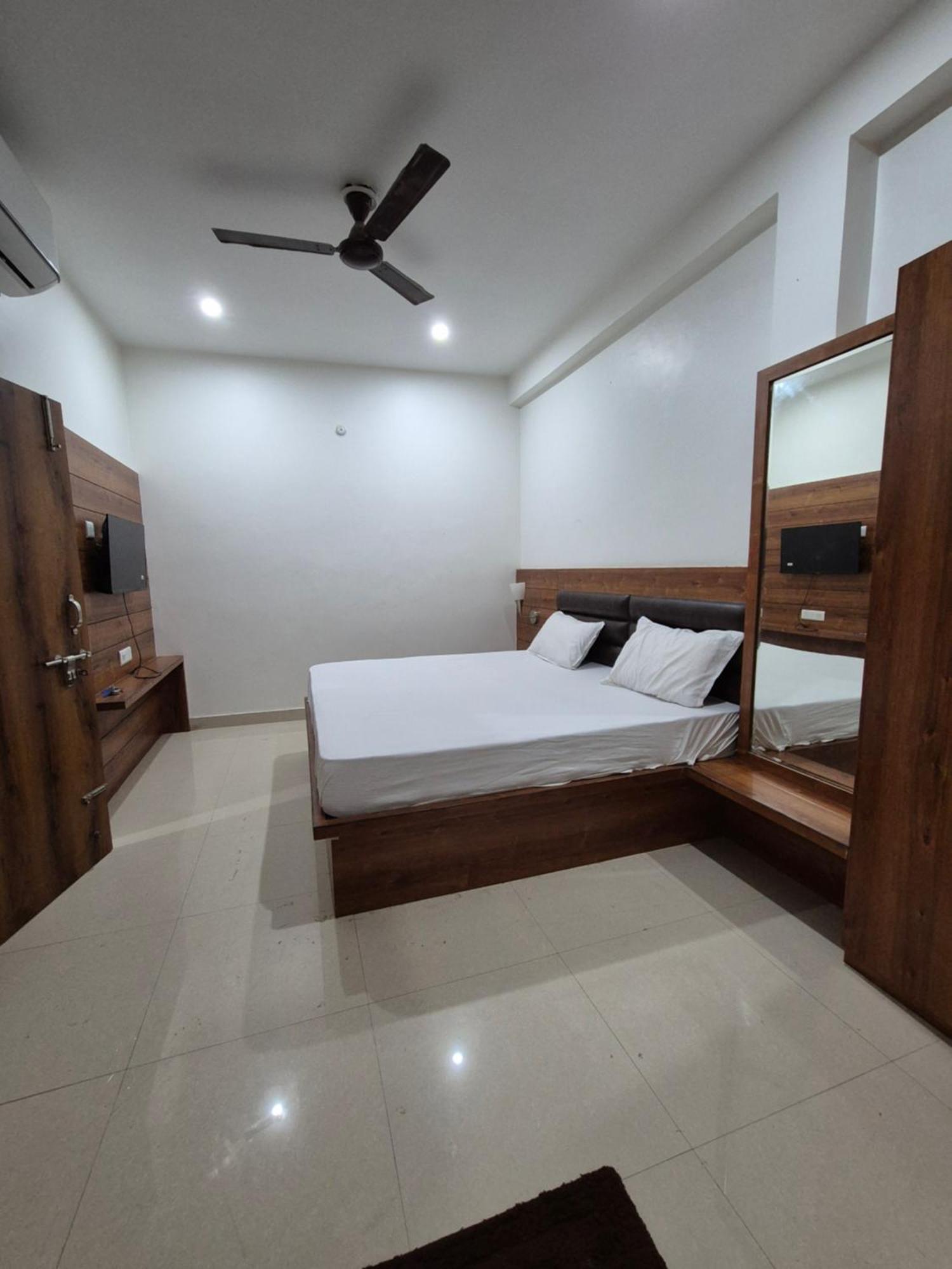 Deviram Guest house