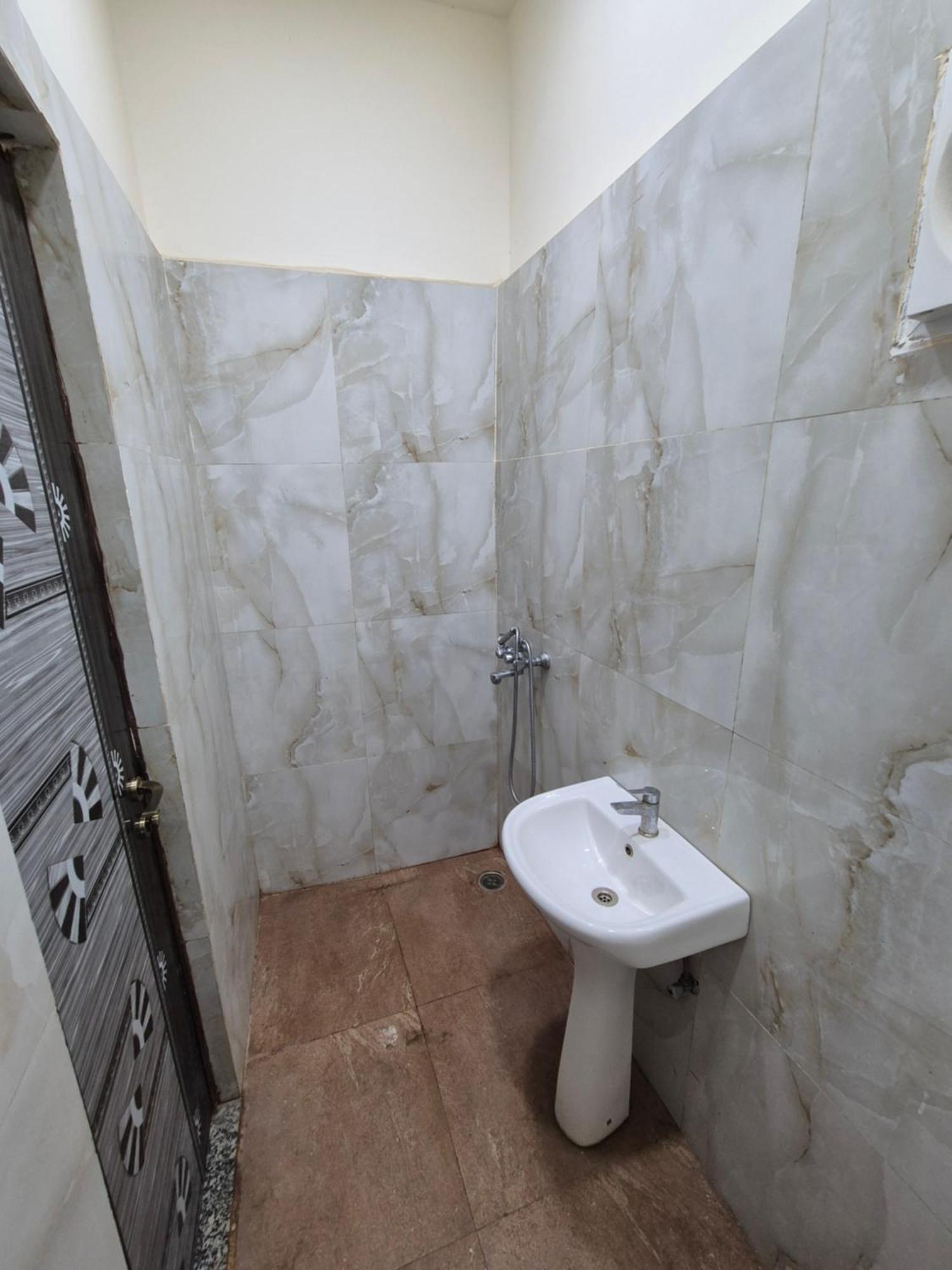 Deviram Guest house *